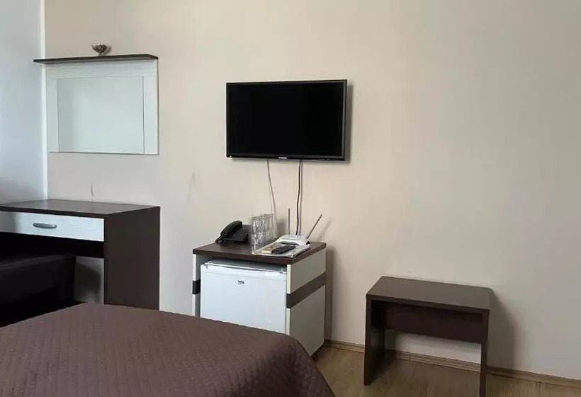 سوییت, Garni Hotel Lion