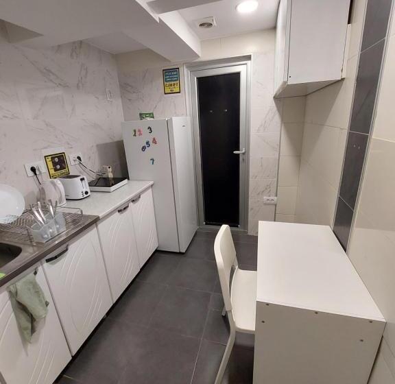 اتاق عادی, Hostel Inn Downtown