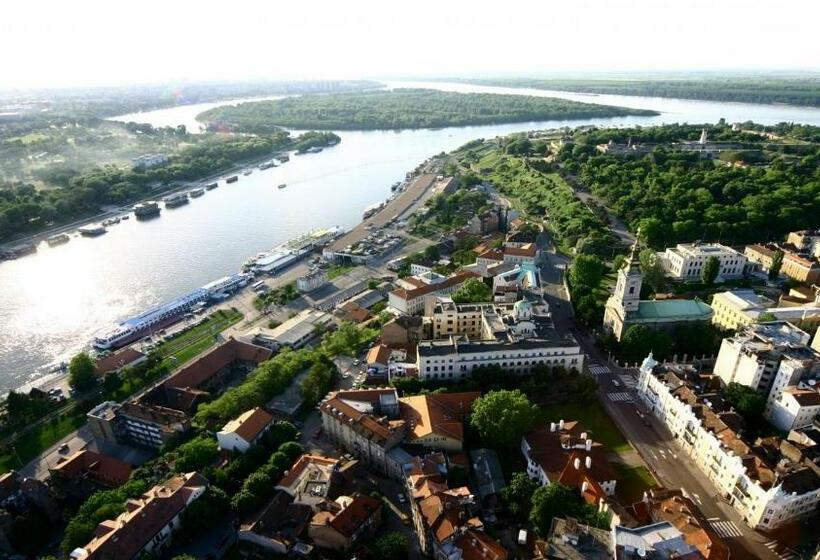 اتاق استاندارد, Hostel Karavan Inn