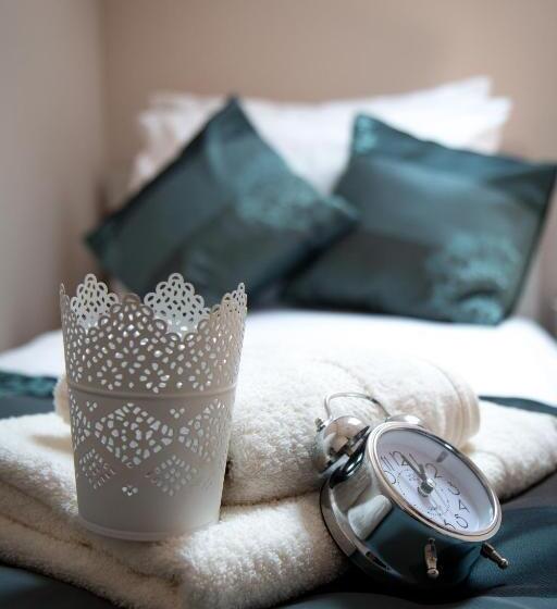 ファミリールーム, Danica