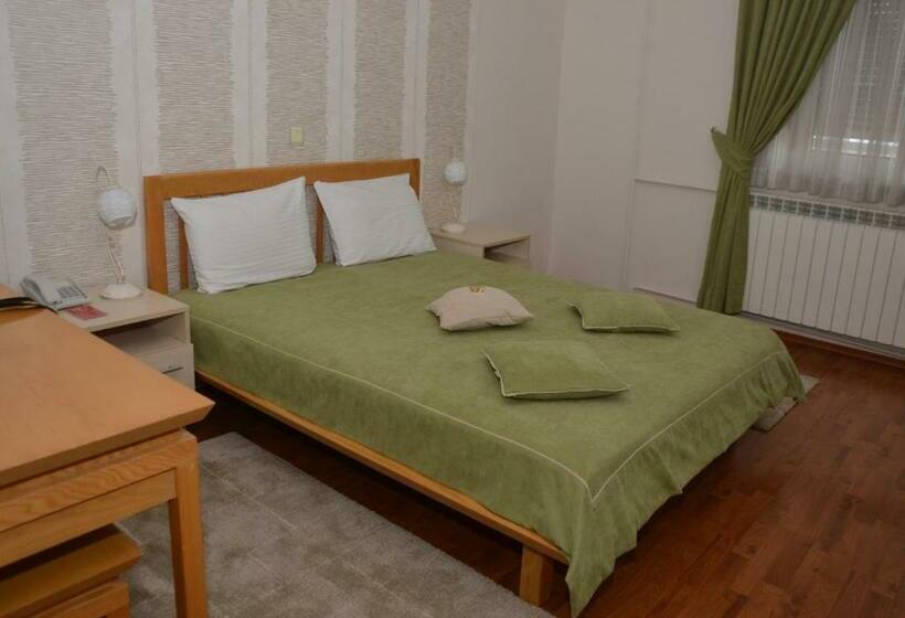 اتاق استاندارد با بالکن, Garni Hotel Belvedere Lux