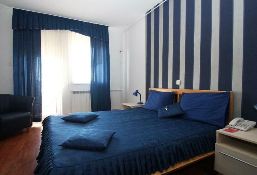 اتاق استاندارد با بالکن, Garni Hotel Belvedere Lux