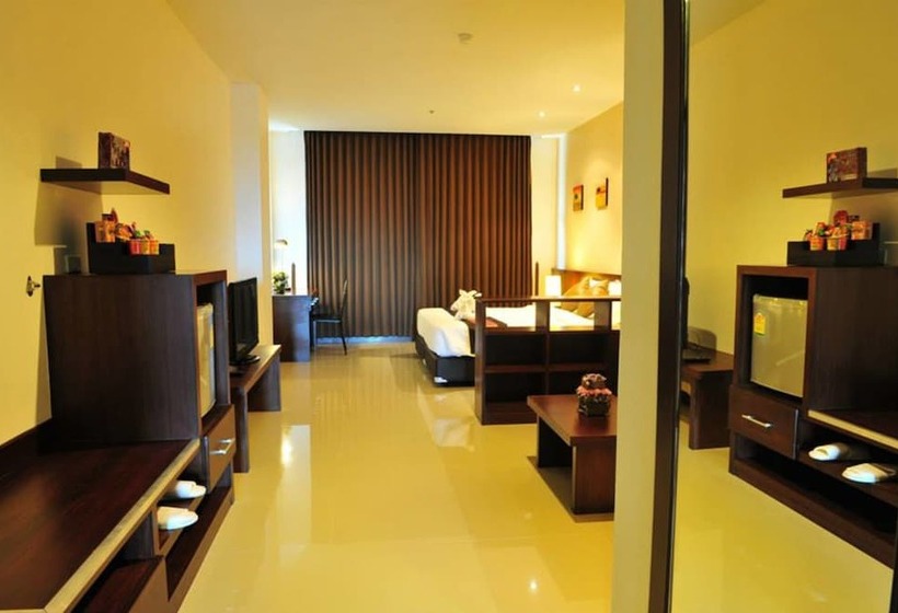 סוויטת ג'וניור, Green World Palace