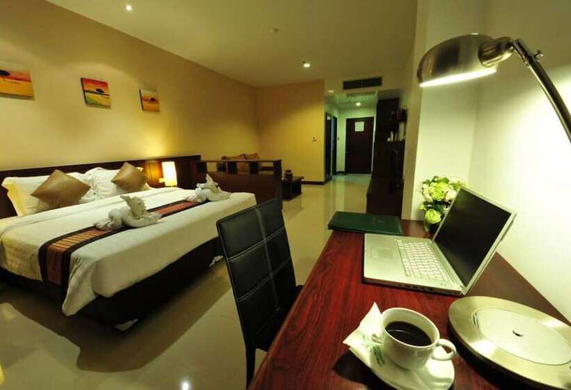 סוויטת ג'וניור, Green World Palace