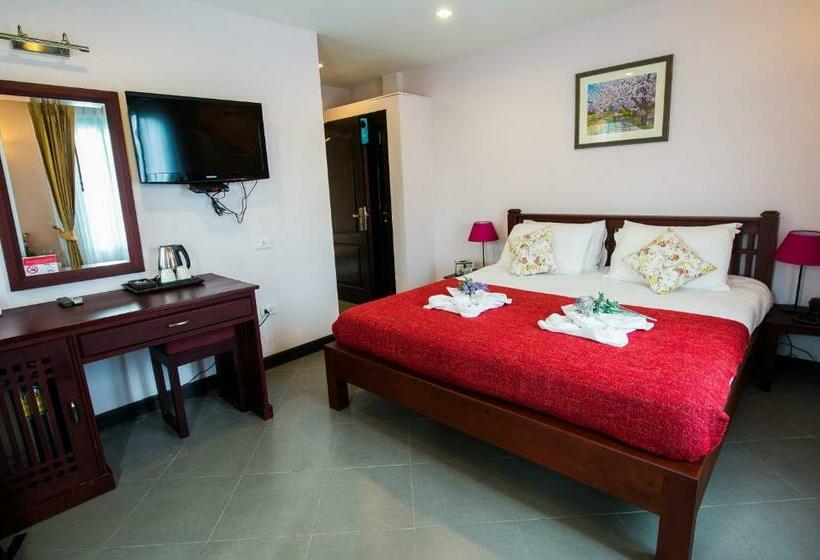 Номер Deluxe, La Villa Boutique