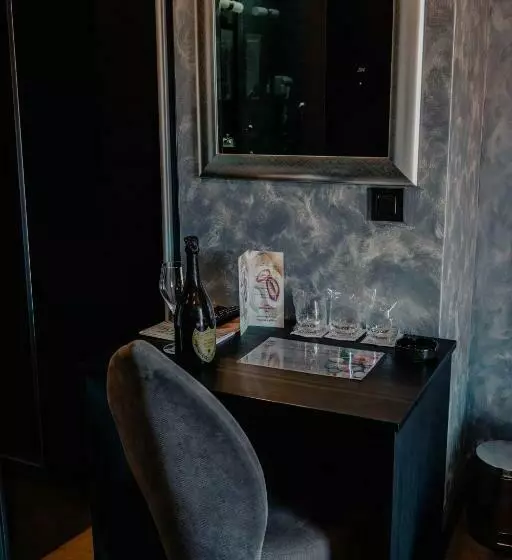 اتاق استاندارد سه نفره, Garni Hotel Zen