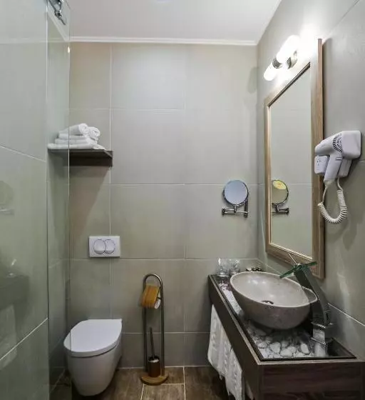 اتاق استاندارد چهار تخته, Garni Hotel Zen