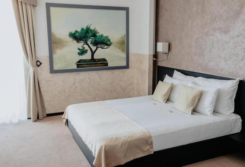 חדר סטנדרט לארבעה, Garni Hotel Zen