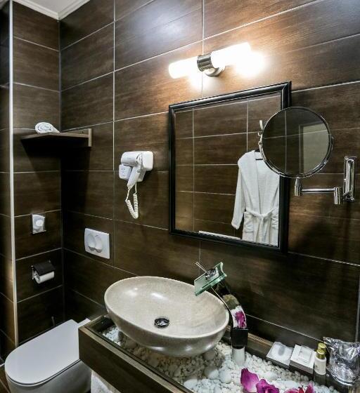 اتاق خانوادگی, Garni Hotel Zen