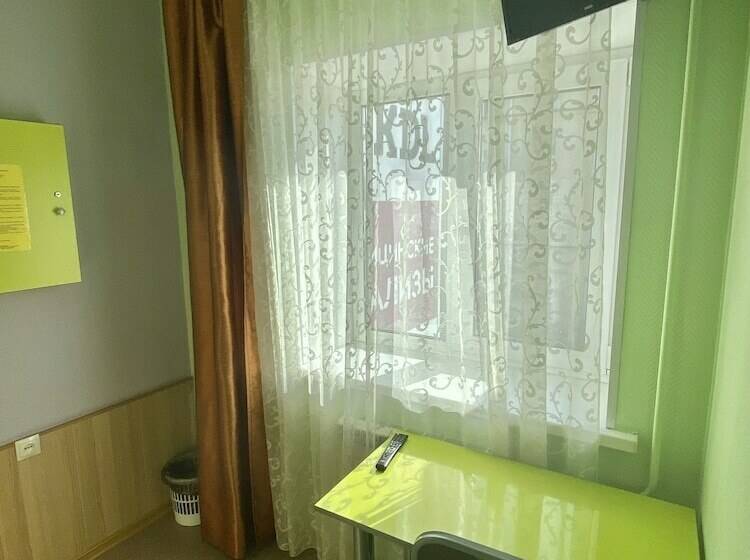 اتاق اکونومی یک تخته, Hostel Millenium