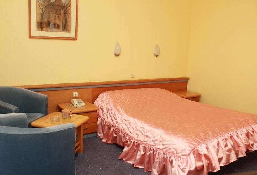 اتاق استاندارد, Prezident