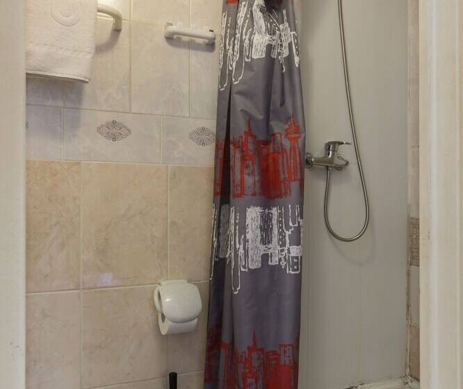 スタンダードルーム, Mir Na Nevskom