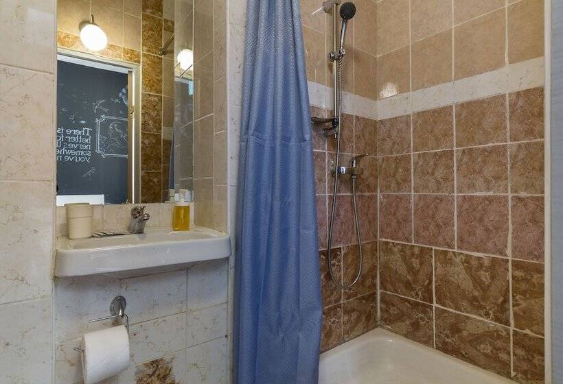 スタンダードルーム, Mir Na Nevskom