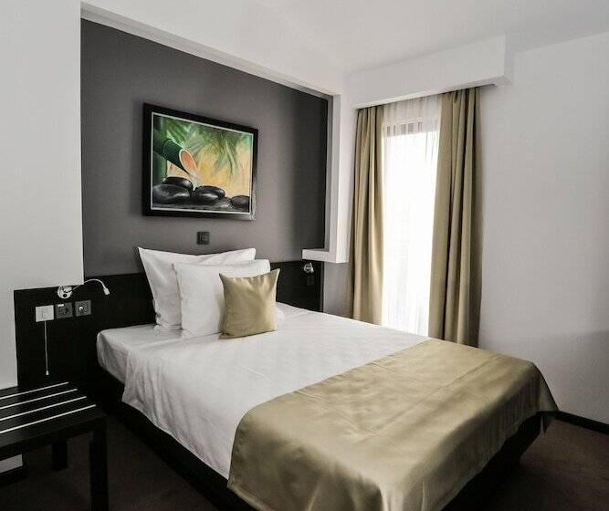 اتاق استاندارد یک نفره, Garni Hotel Zen