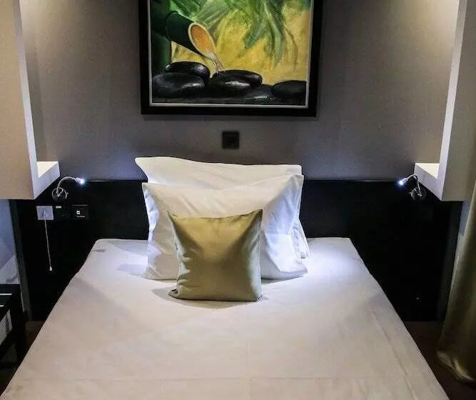 اتاق استاندارد یک نفره, Garni Hotel Zen