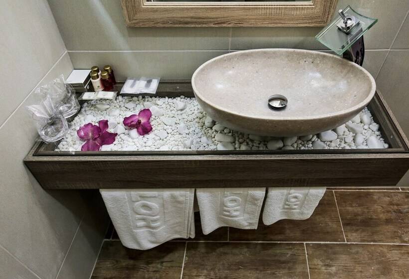 חדר סטנדרט לארבעה, Garni Hotel Zen