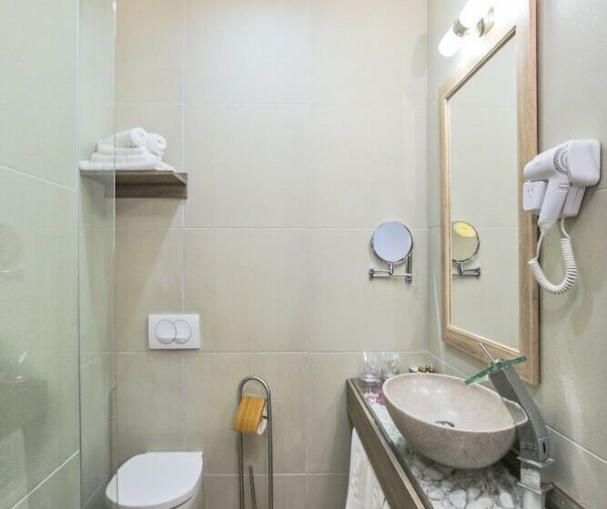 חדר סטנדרט לארבעה, Garni Hotel Zen