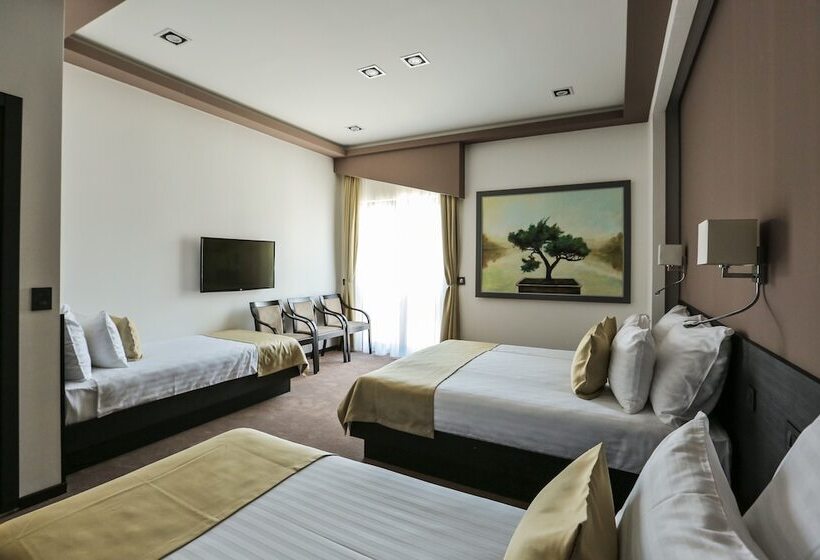 חדר סטנדרט לארבעה, Garni Hotel Zen