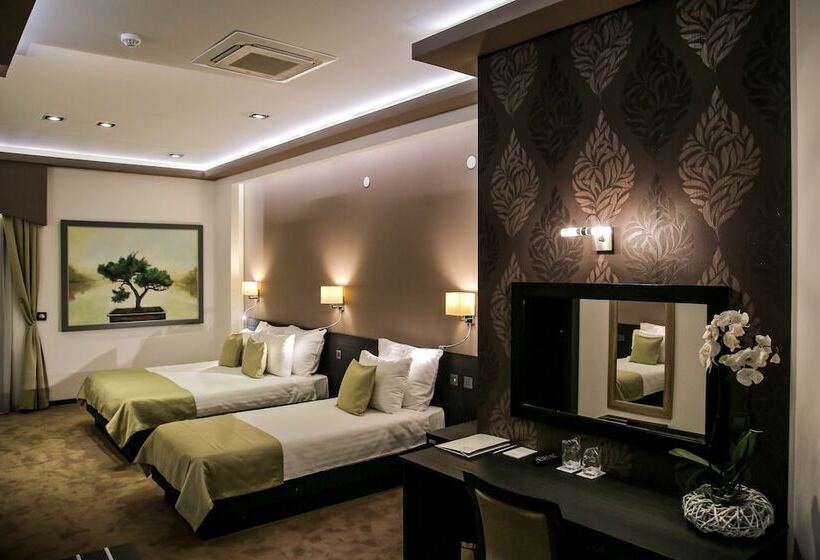 חדר סטנדרט לארבעה, Garni Hotel Zen