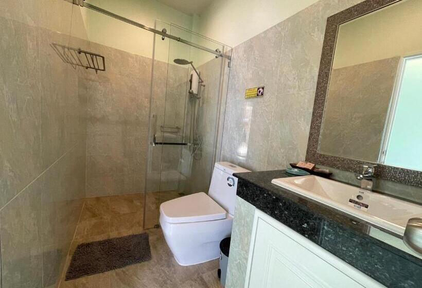 Люкс Кровать Кинг, Blue Beach Bungalow