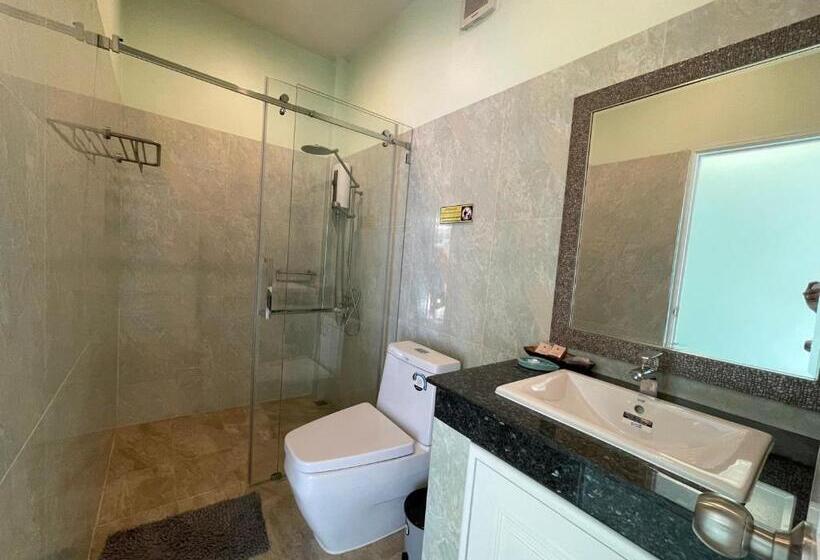 Люкс Кровать Кинг, Blue Beach Bungalow