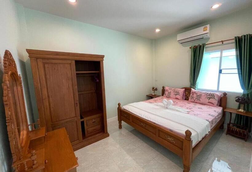 Люкс Повышенной Комфортности, Blue Beach Bungalow