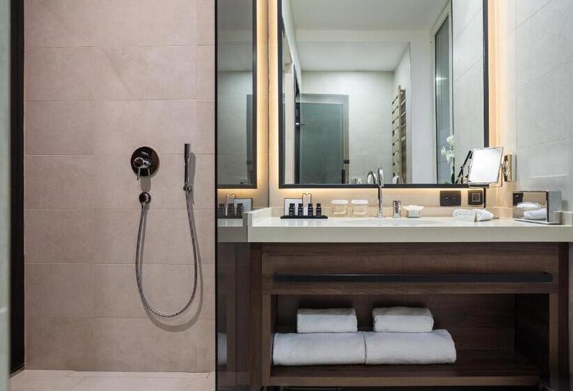 سوییت جونیور با بالکن, Saint Ten Boutique Hotel, Small Luxury Hotels