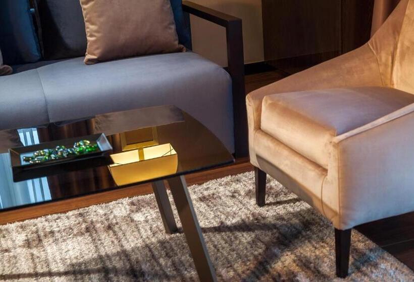 سوییت جونیور با بالکن, Saint Ten Boutique Hotel, Small Luxury Hotels