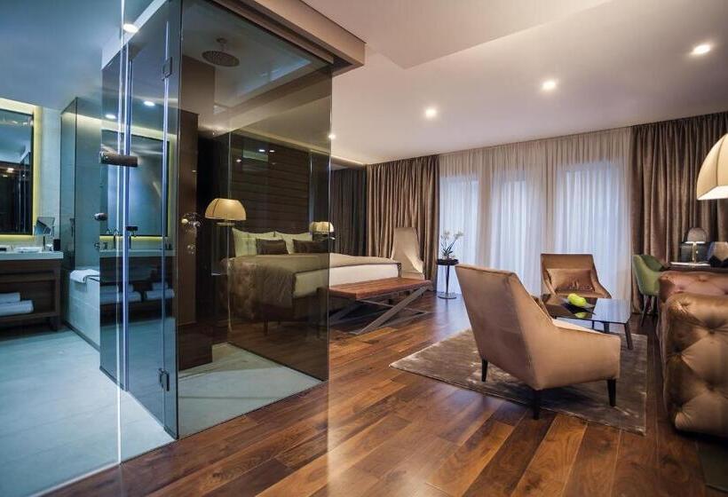 سوئیت با بالکن, Saint Ten Boutique Hotel, Small Luxury Hotels