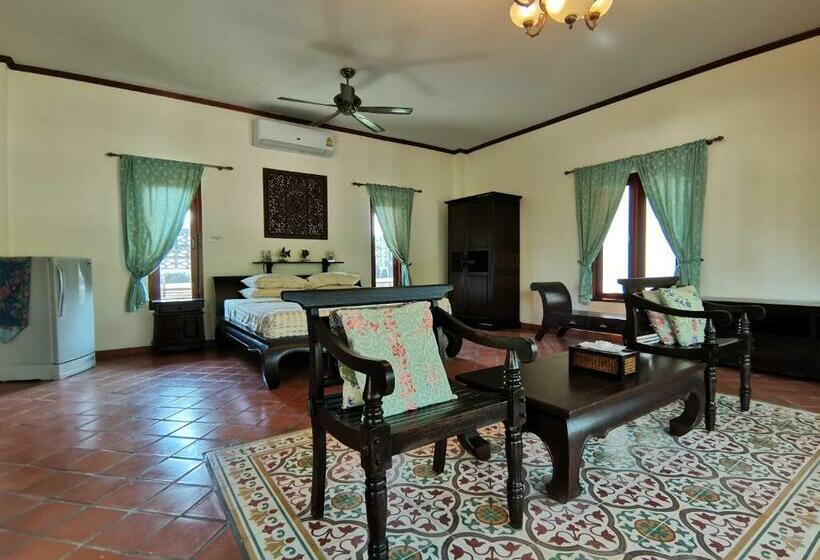 标准单人间, Tuna Resort