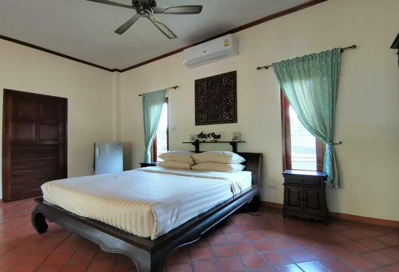 标准间, Tuna Resort