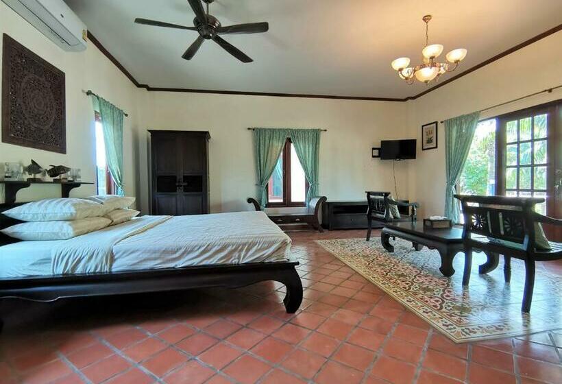 标准间, Tuna Resort