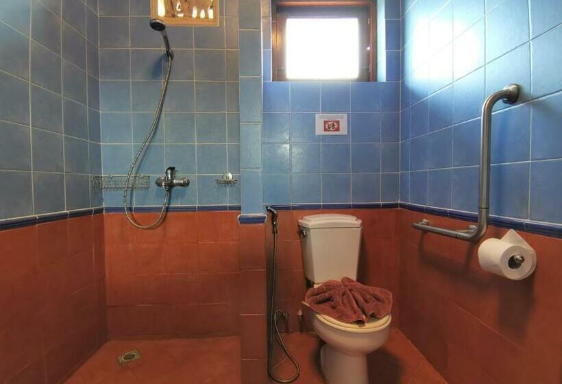 标准单人间, Tuna Resort