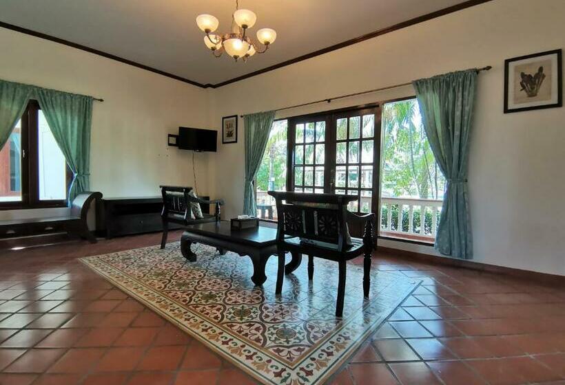 标准单人间, Tuna Resort