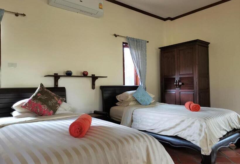 标准间, Tuna Resort