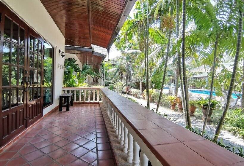 标准单人间, Tuna Resort