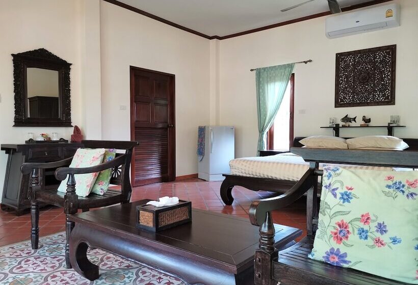 标准间, Tuna Resort