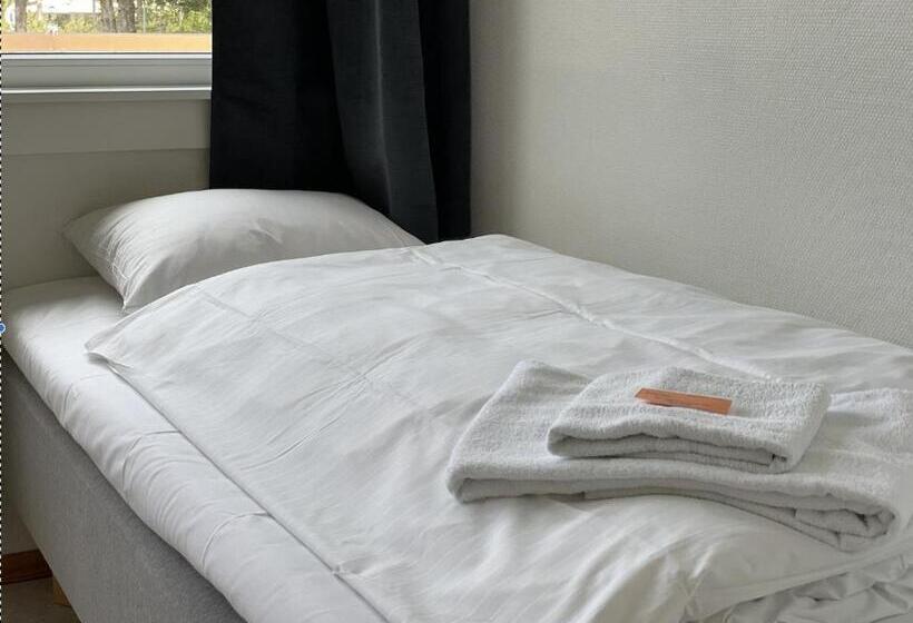 标准单人间共用浴室, Borg Sommerhotell