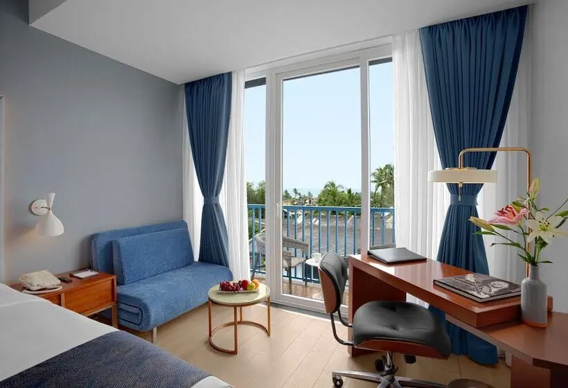 Deluxe Kamer met Balkon, De Mandarin Goa