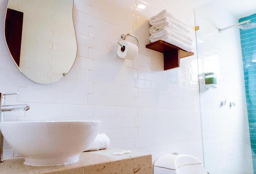 חדר משפחתי נוף לים, Santa Martha Bungalows