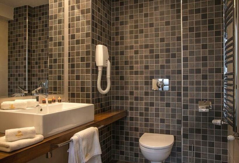 Полулюкс, Boutique Hotel Uniqato