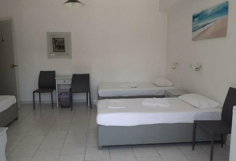 Номер Стандарт Трехместный, Diana