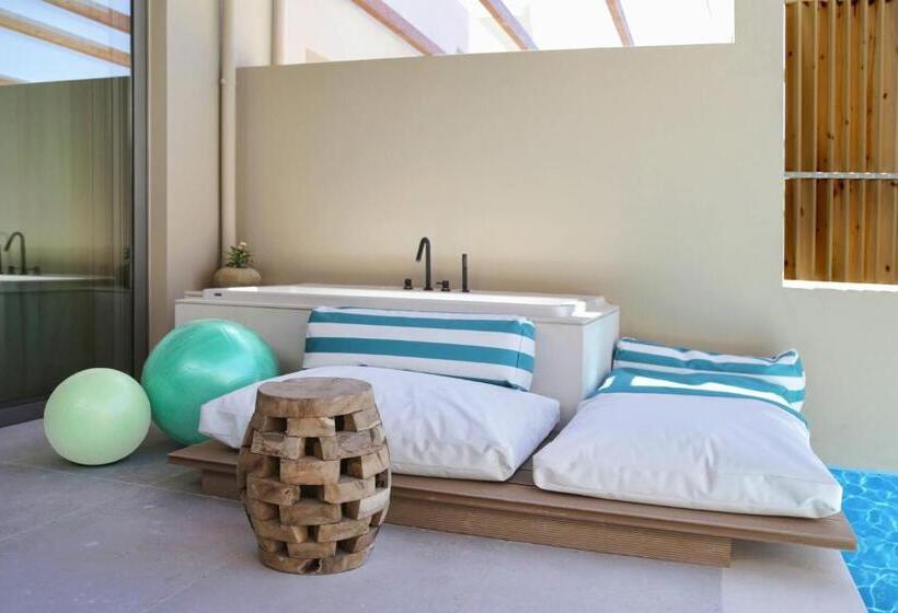 Номер Basic, Domes Noruz Chania, Autograph Collection  Adults Only