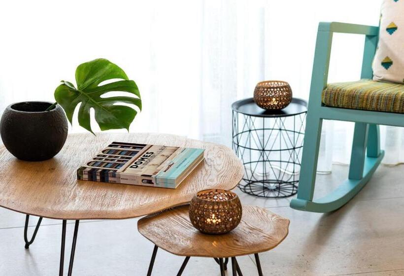 غرفة قياسية مطلّة علي حمام السباحة, Domes Noruz Chania, Autograph Collection  Adults Only