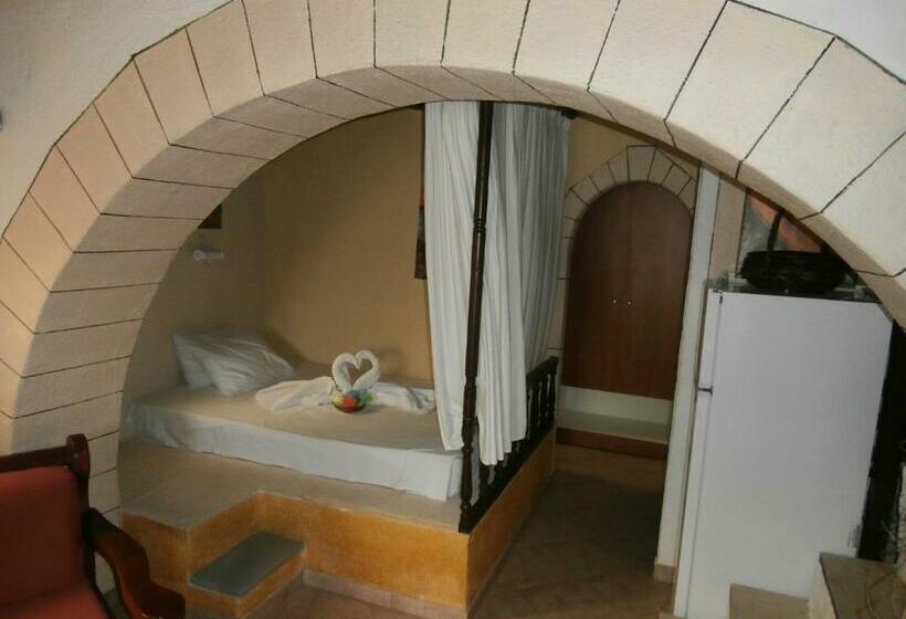 ドゥプレックスルーム, Eliza