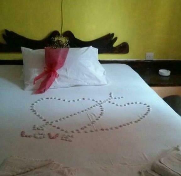 1ベッドルームアパートメント, Eliza