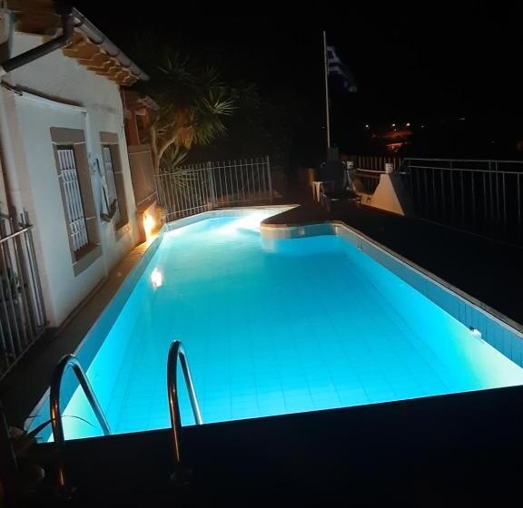 2ベッドルームアパートメント, Eliza