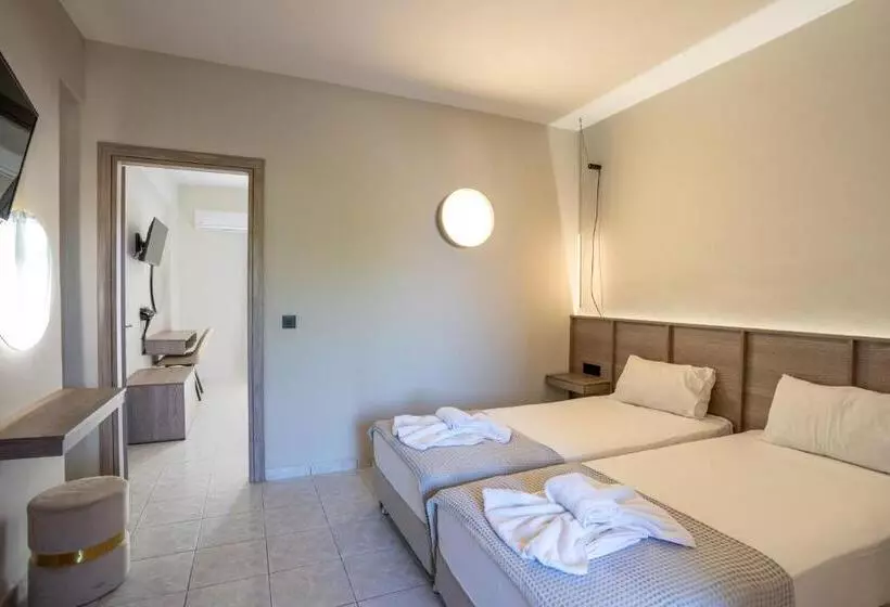 آپارتمان 1 خوابه با چشم‌انداز استخر, Hera Zakynthos
