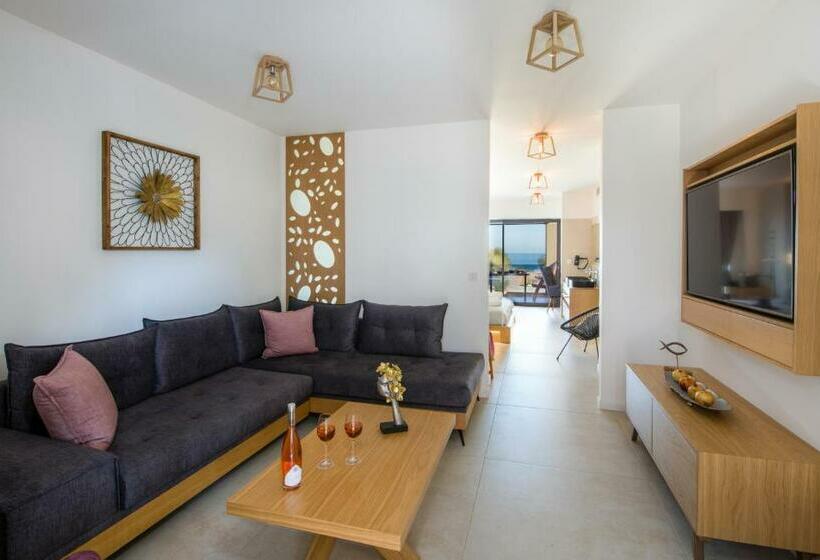 エクゼクティブスイート, Lilium Luxury Suites