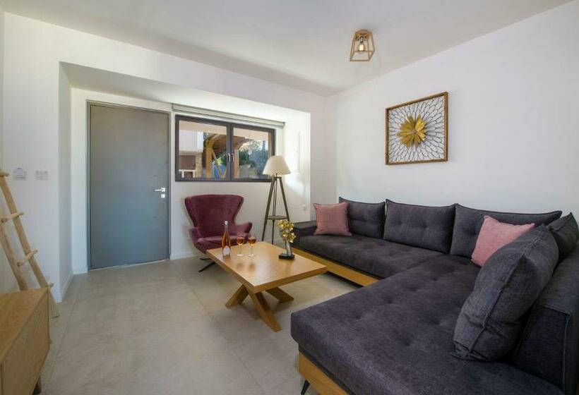 エクゼクティブスイート, Lilium Luxury Suites